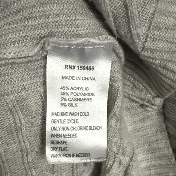 Market & Spruce Light Gray Women's Sweater - Picture 3 of 4